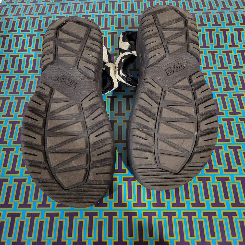 TEVA Platform Sandal Batik Print Size 8.5 Like New - Picture 6 of 7